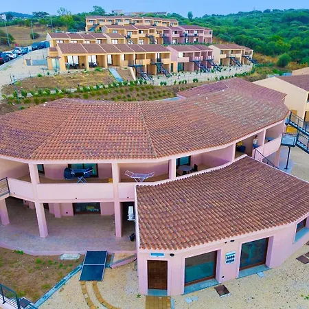 Rocce Rosse Lägenhetshotell