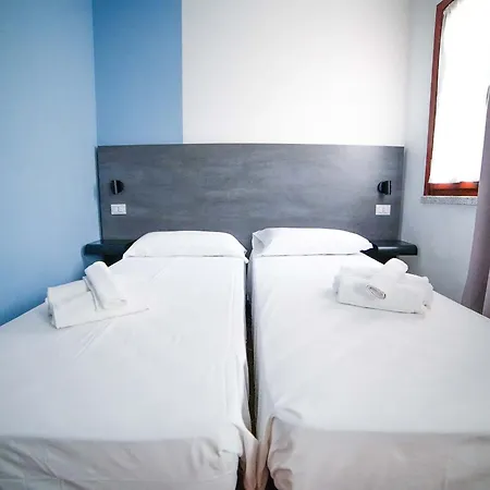 Lägenhetshotell Rocce Rosse 3*