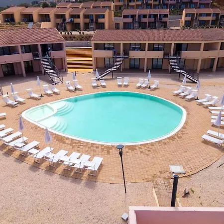 Ξενοδοχείο με διαμερίσματα Rocce Rosse