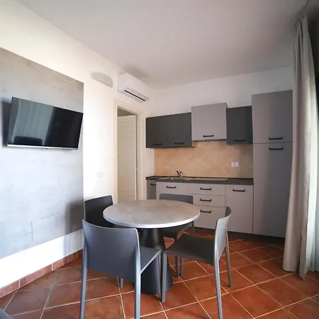Residence Isola Rossa